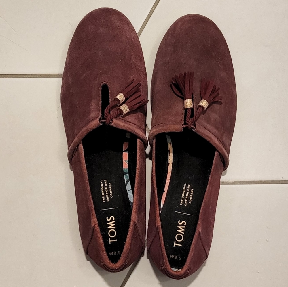 Toms shoes, size 9